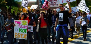 UCF Students rise up against attacks on education!